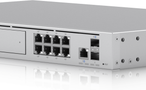 UDM-SE UBIQUITI 128GB 8-1000-PoE 1-2500 2-SFP+10G USP UniFi Cloud Gateway NVR